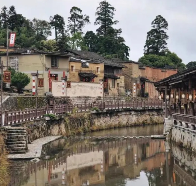 北墘，酒香承古，文化氤氲”​